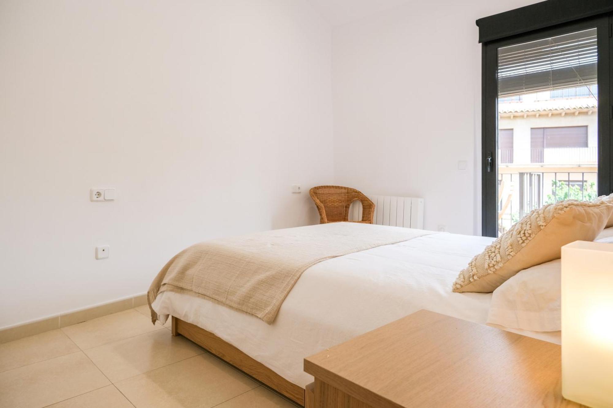 Ca Leudald 3 Apartamento En Besalu Con Terraza Экстерьер фото
