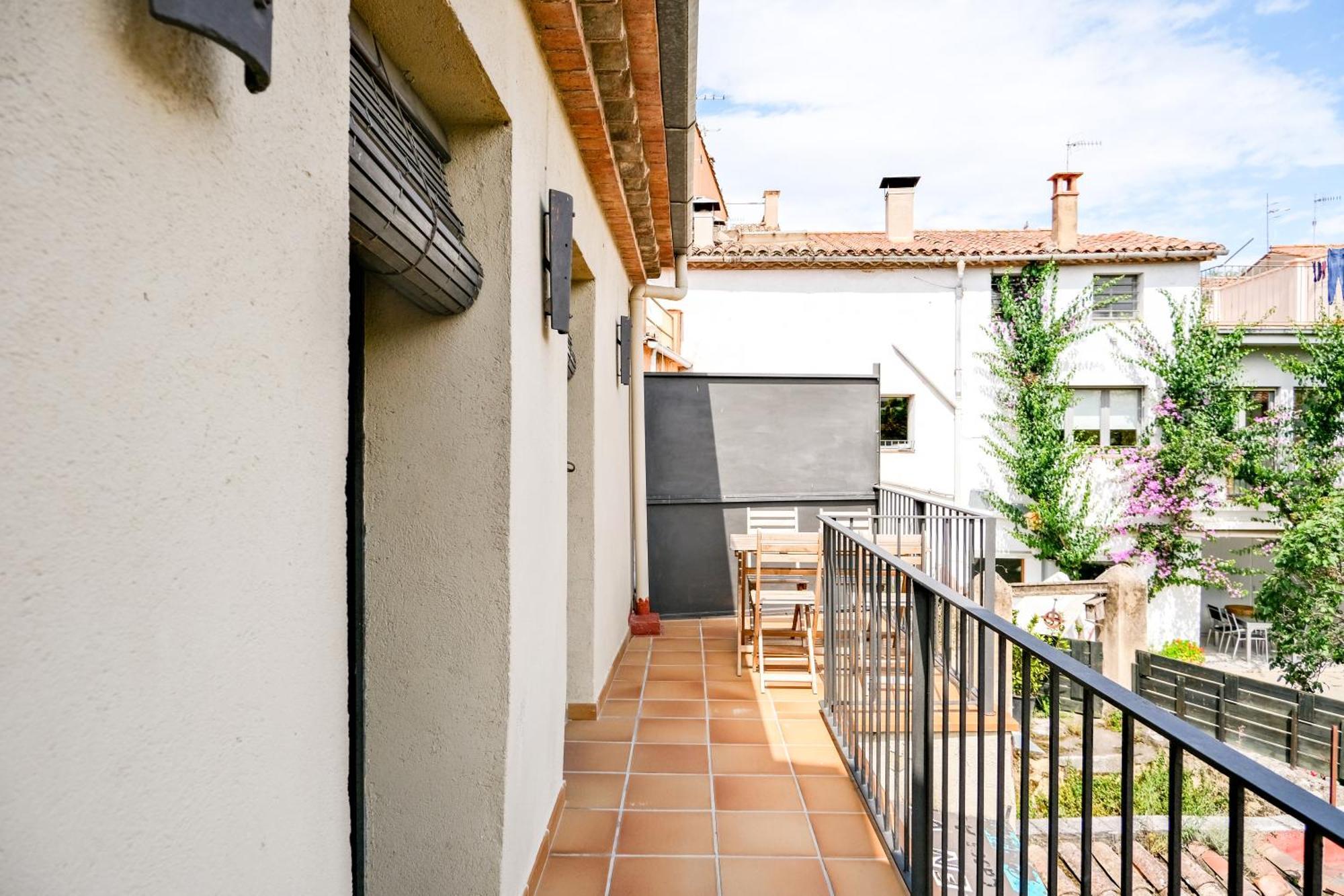 Ca Leudald 3 Apartamento En Besalu Con Terraza Экстерьер фото